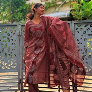 3 piece set,Maroon colour,Daya collections